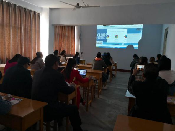 原陽縣青少年科技中心奧鵬遠程教育學習中心2018春開學典禮