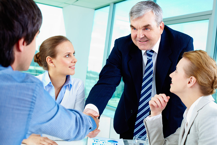 網(wǎng)絡教育本科怎么申請畢業(yè)？