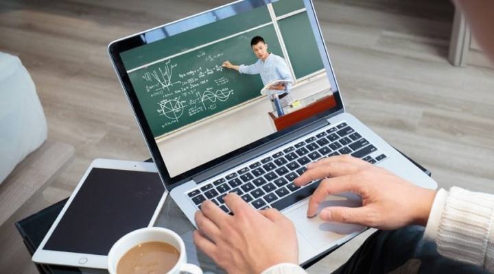 “停課不停學(xué)”為教學(xué)改革提供了哪些實踐契機？