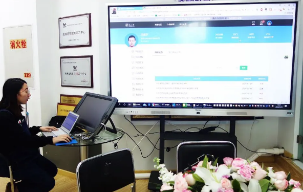 ?“青春正好，不負(fù)韶華”--奧鵬沈陽(yáng)直屬2020年春季新老生開學(xué)典禮