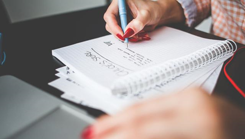 我想?yún)⒓泳W(wǎng)絡(luò)教育考試，有什么坑是不能踩的？