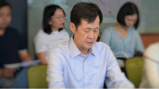 “混合增強(qiáng)在線教育關(guān)鍵技術(shù)與系統(tǒng)研究”項(xiàng)目進(jìn)度研討會成功舉辦